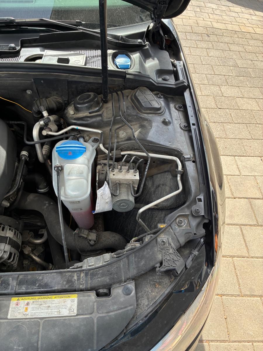 Audi A4 2012 — photo 15