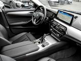 BMW 520d TOURING+AHK+ACC+PA+HiFi+ADAPT.LED - BMW 520