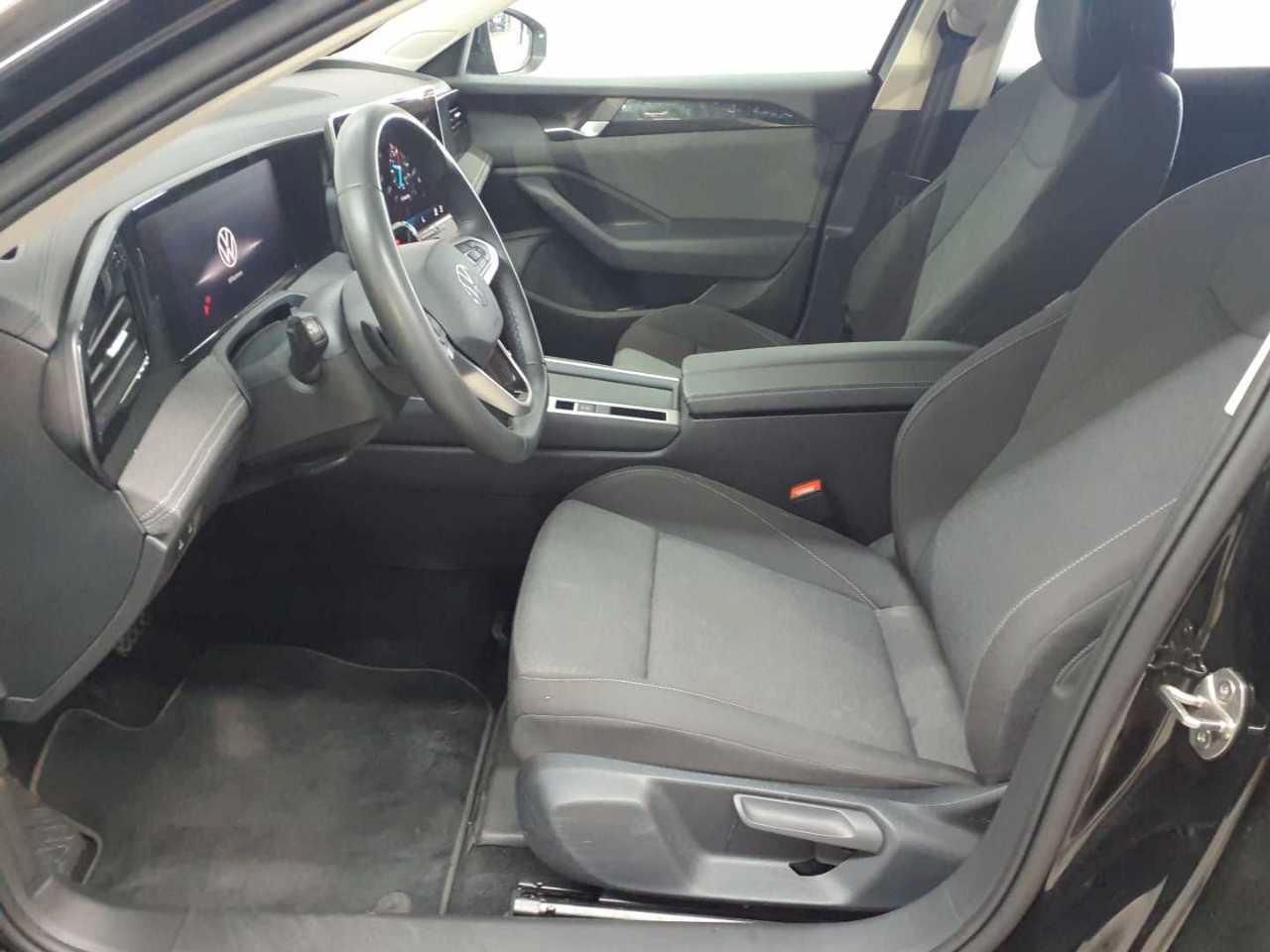 Volkswagen Passat 1.5 e-TSI OPF DSG KAM, миниатюра 8