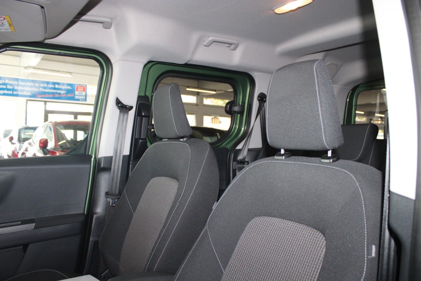 Fahrzeugabbildung Ford Tourneo Courier Aut. TREND AHK WinterPaket GJR