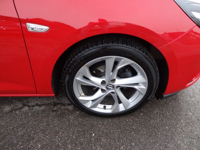Fahrzeugabbildung Opel Astra K Lim/Dynamic/SitzH/PDC/Klima/150PS