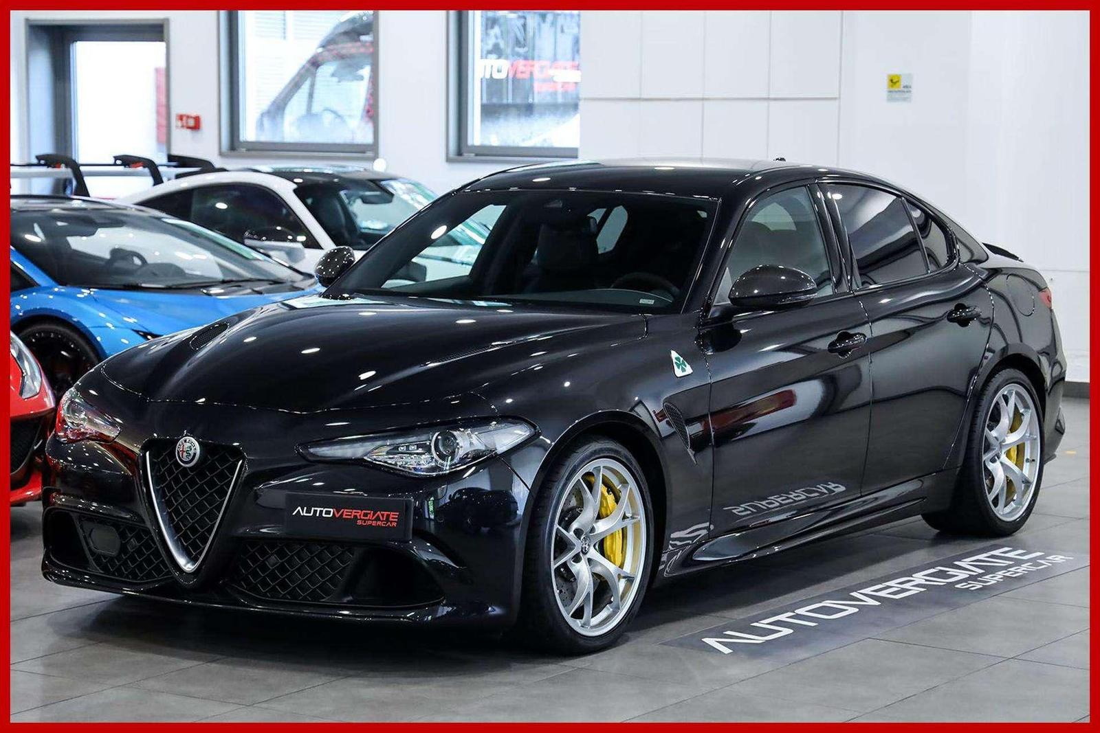 Alfa Romeo Giulia **2.9|V6|Bi-Turbo|AT8|Quadrifoglio|CARBOC