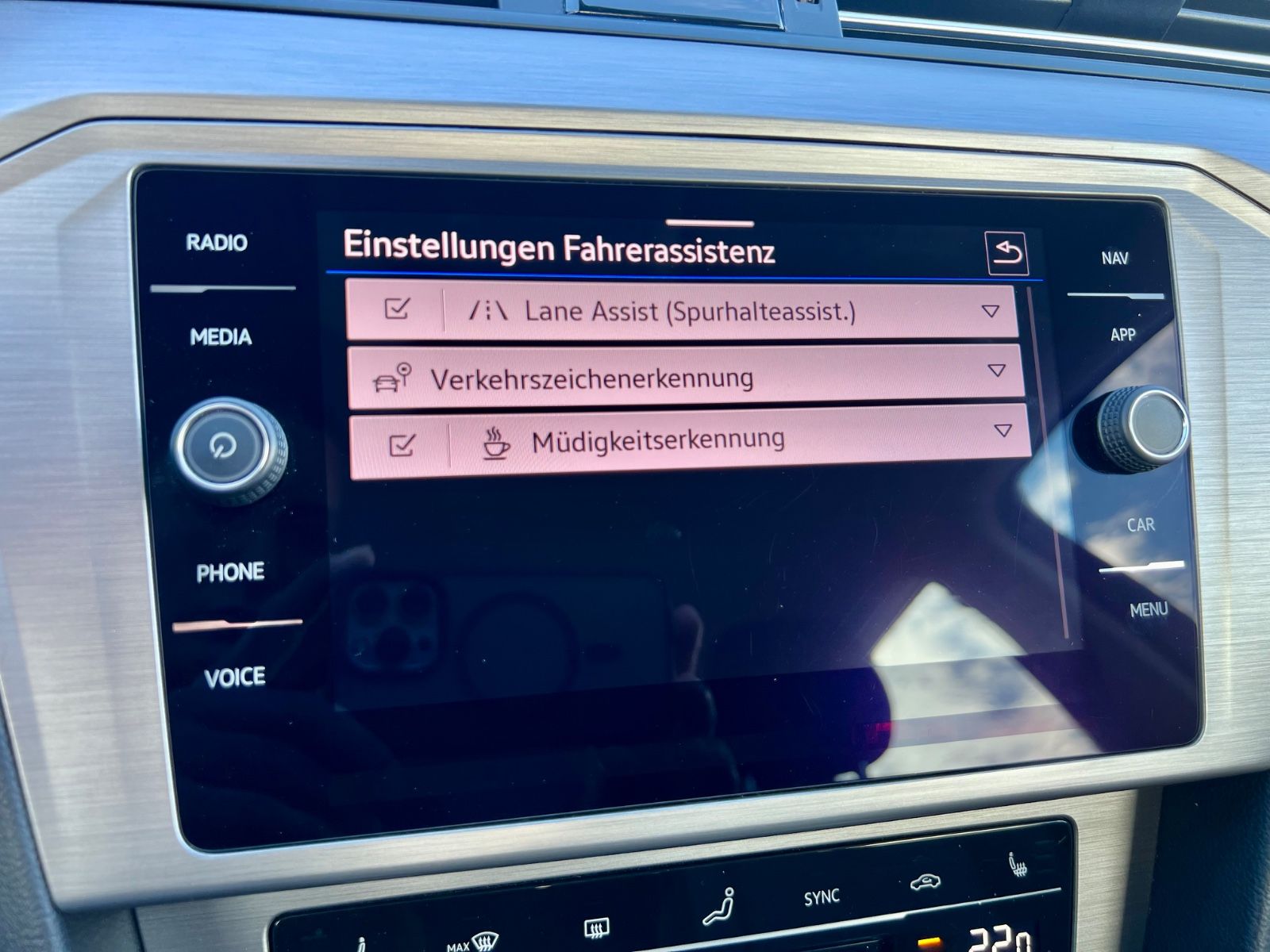 VW Passat Variant Conceptline AAC NAVI KAMERA SHZ