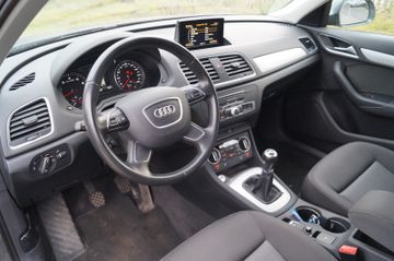 Audi Q3 2.0 TFSI quattro NAVI-LED-AHK-SHZG-TEMPOMAT-