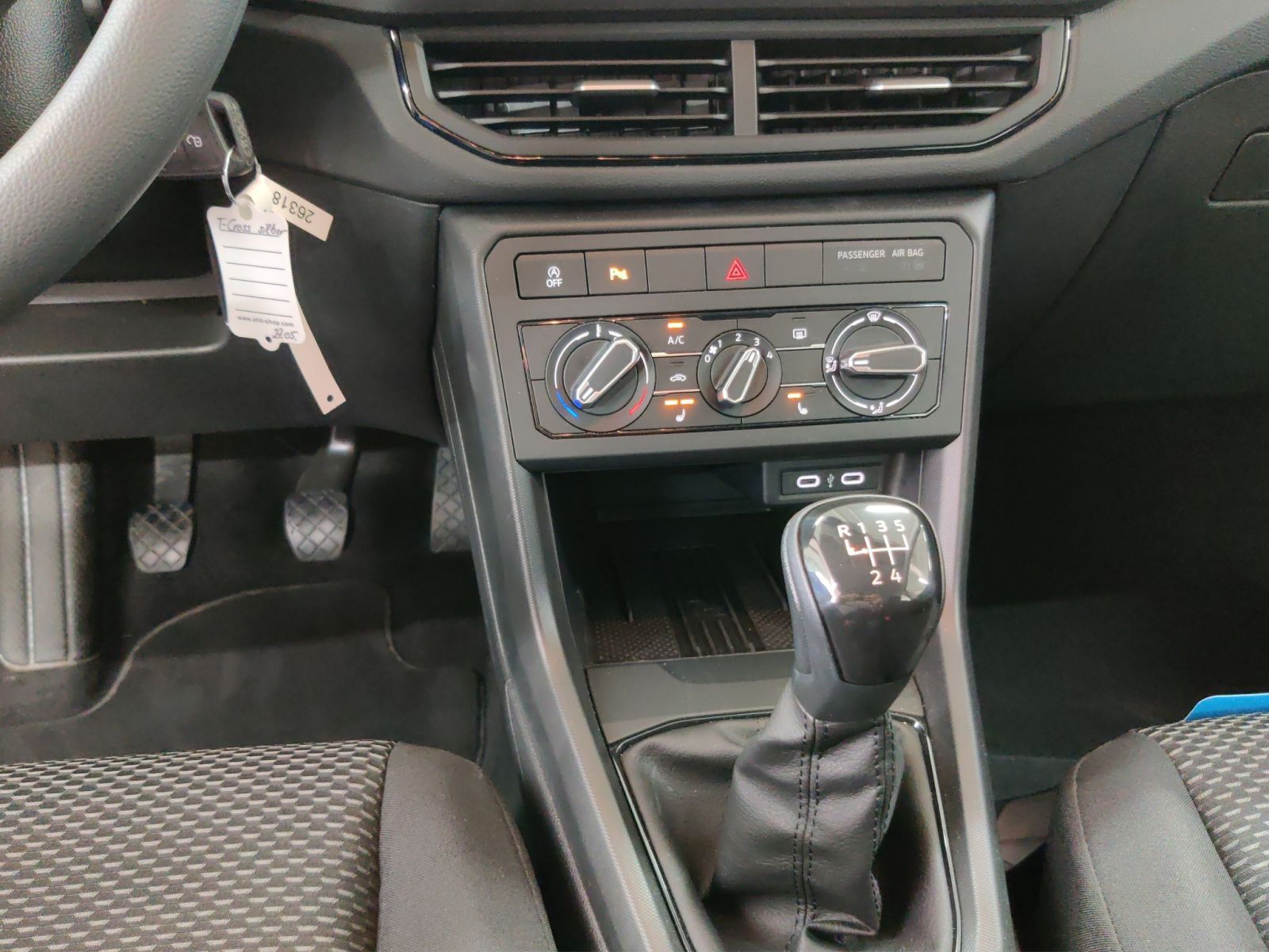 Volkswagen T-Cross - Bild 12