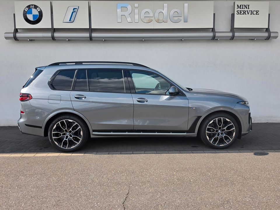 BMW X7 xDrive40d M Sportpaket eff. Zins ab 3,49% foto 3