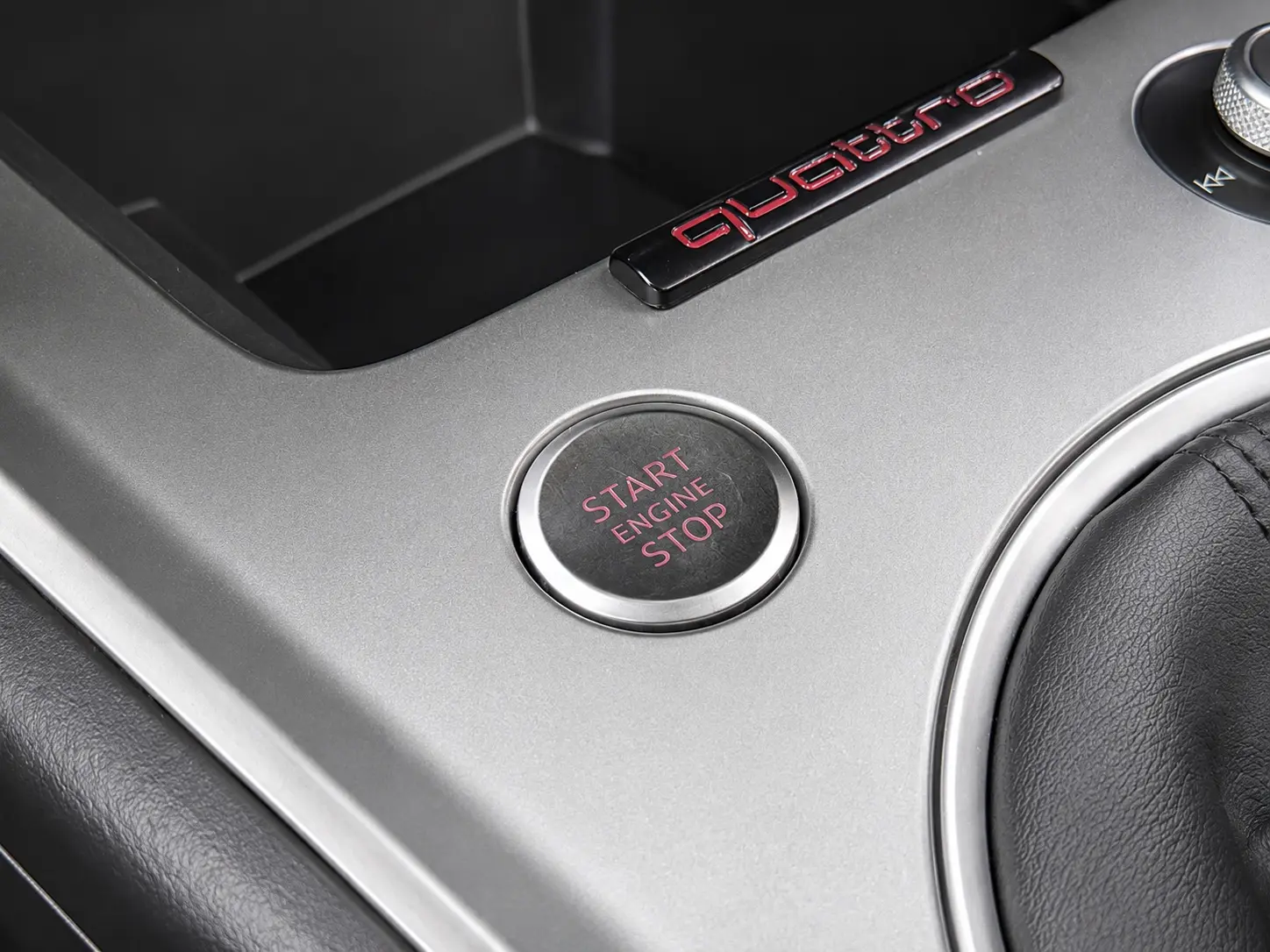 Audi TT Coupe 2.0 | SCHALTER | VIRTUAL | ALCANTARA |