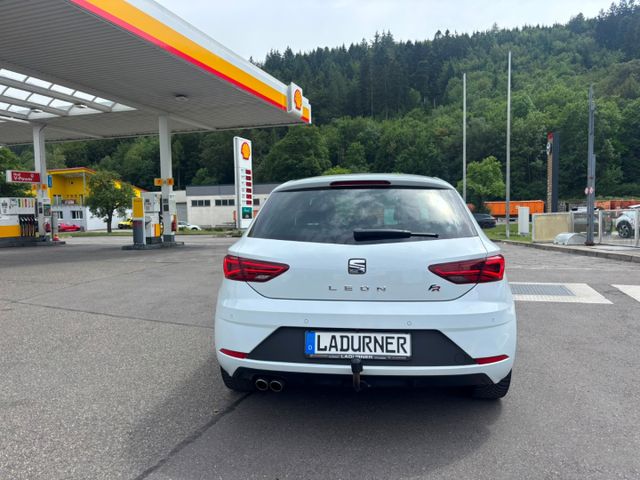 Leon FR AHK-abnehmbar El. Panodach Leder LED Spe