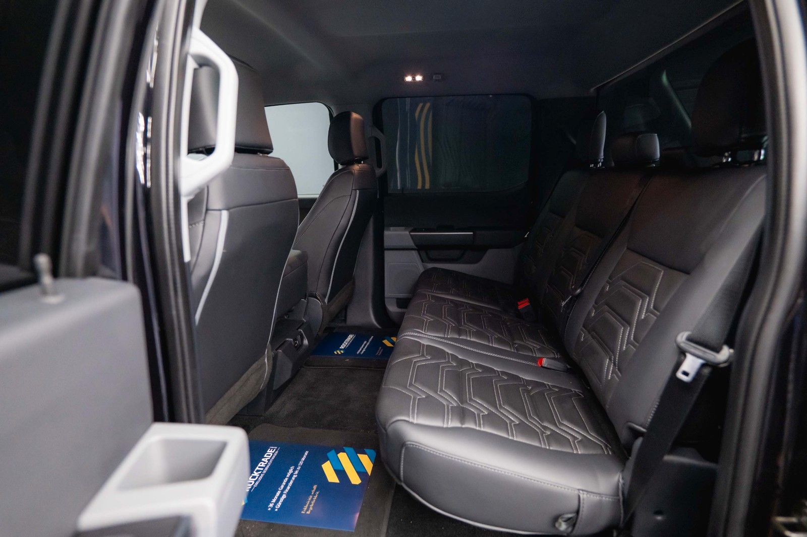 Fahrzeugabbildung Ford F150 5.0L V8 4x4 Offroad SuperCrew RAPTOR 19%