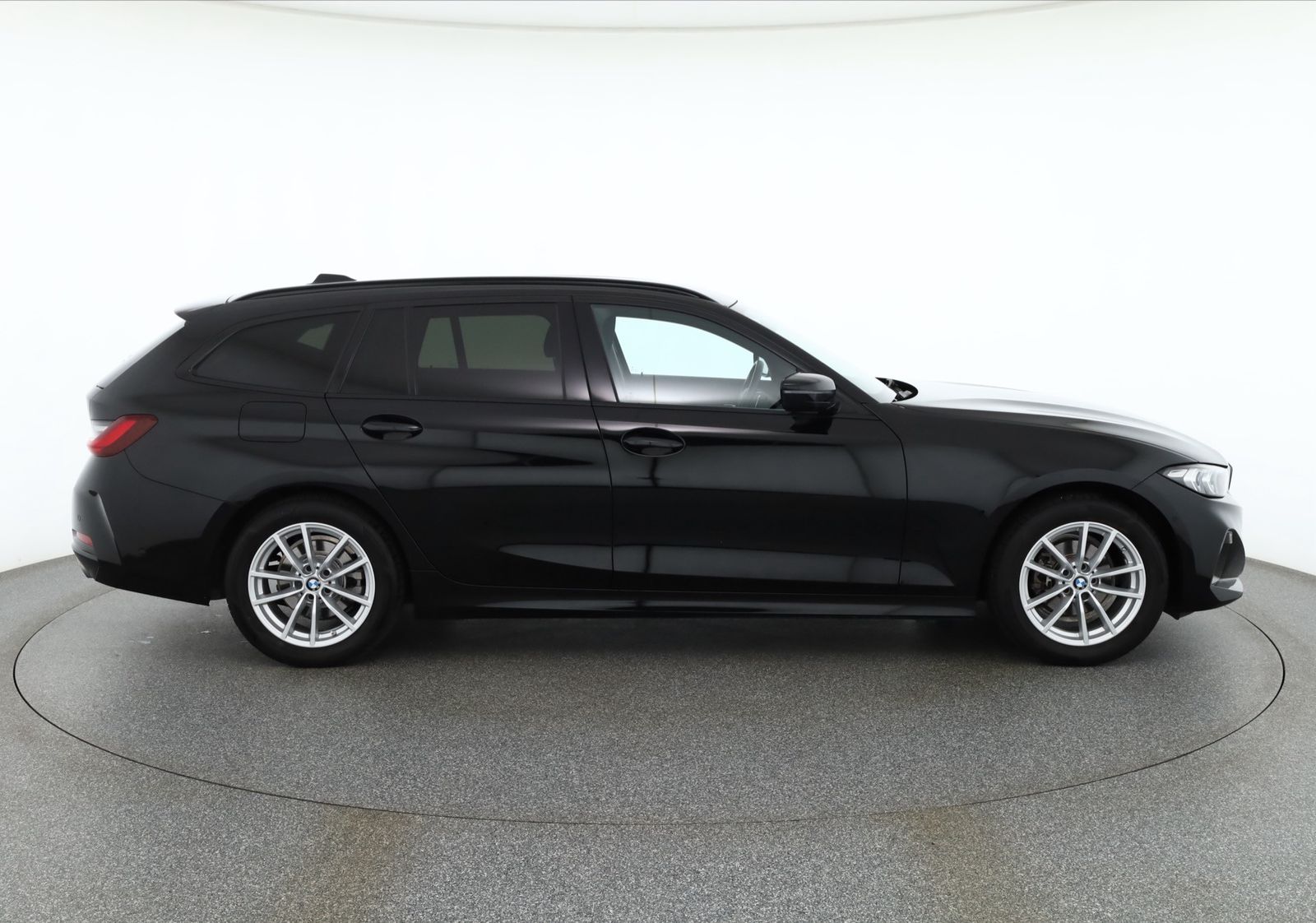 BMW 318i Touring LED Navi Kamera el. Heckklappe DAB foto 6