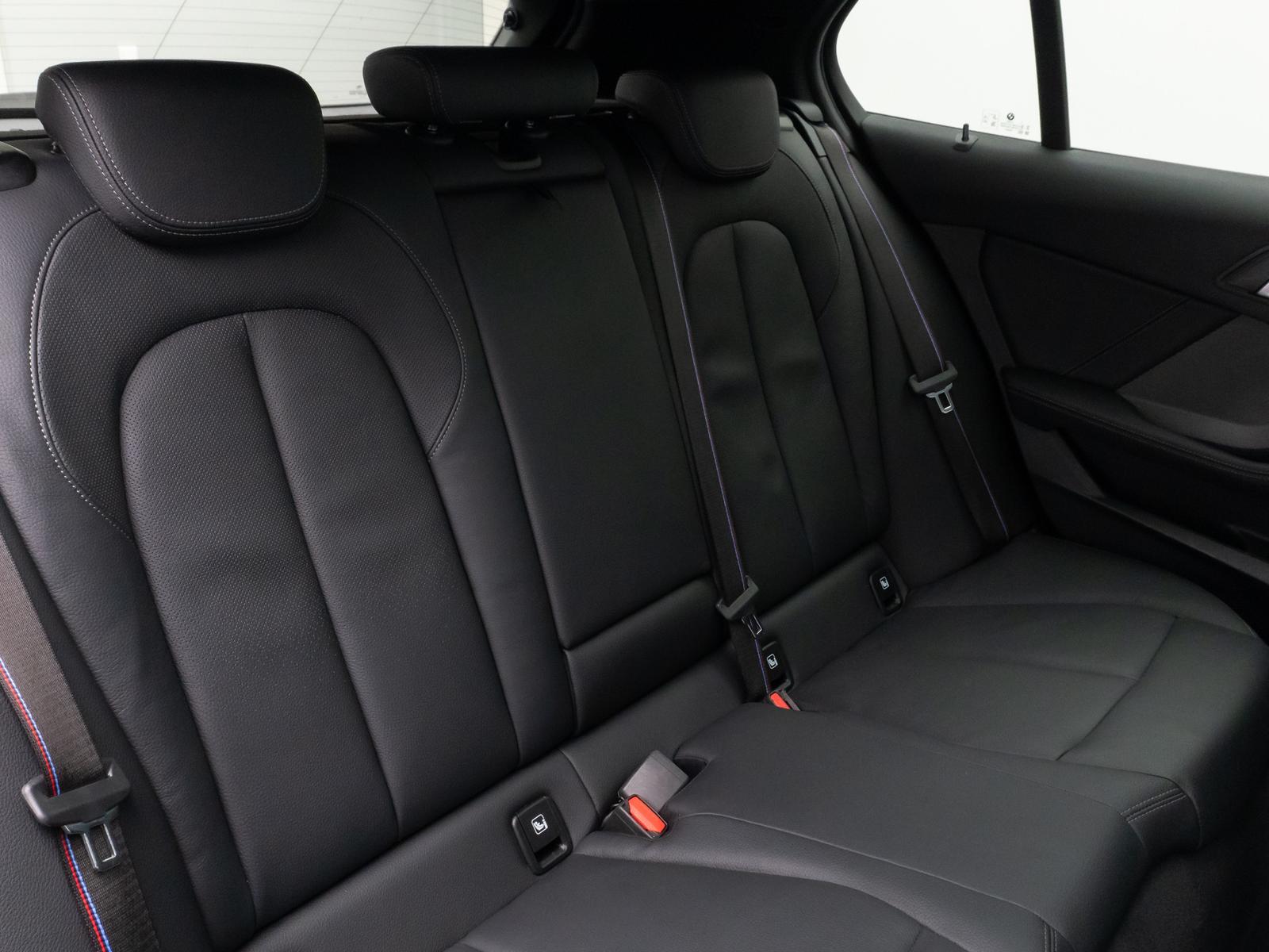 BMW 1 Series i M Sport Pro Panorama Kamera DAB H/K Komfort, миниатюра 28