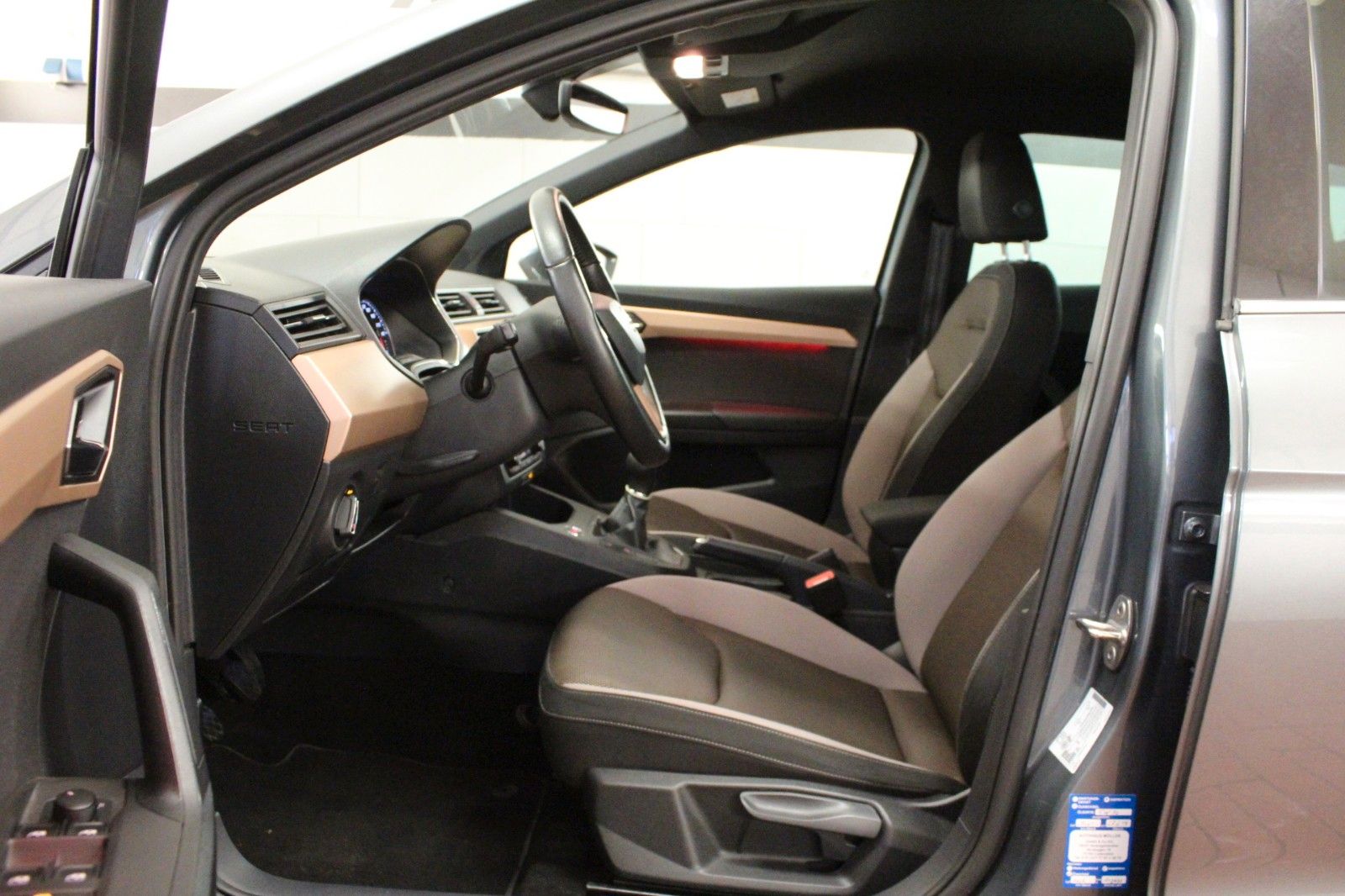 Fahrzeugabbildung SEAT Ibiza 1.0 TSI Excelence *Winter & Sicht Paket