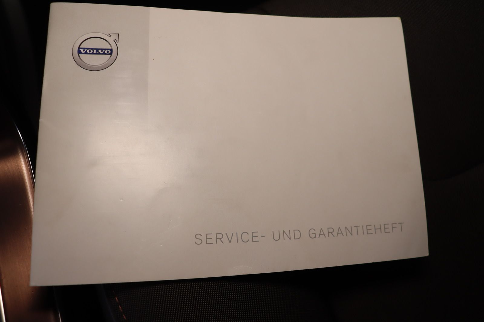 Fahrzeugabbildung Volvo V40 Cross Country * LED * Navi * RFK