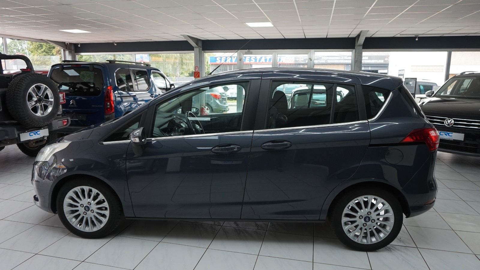 Fahrzeugabbildung Ford B-Max Titanium 4,9 Liter / 100 Km