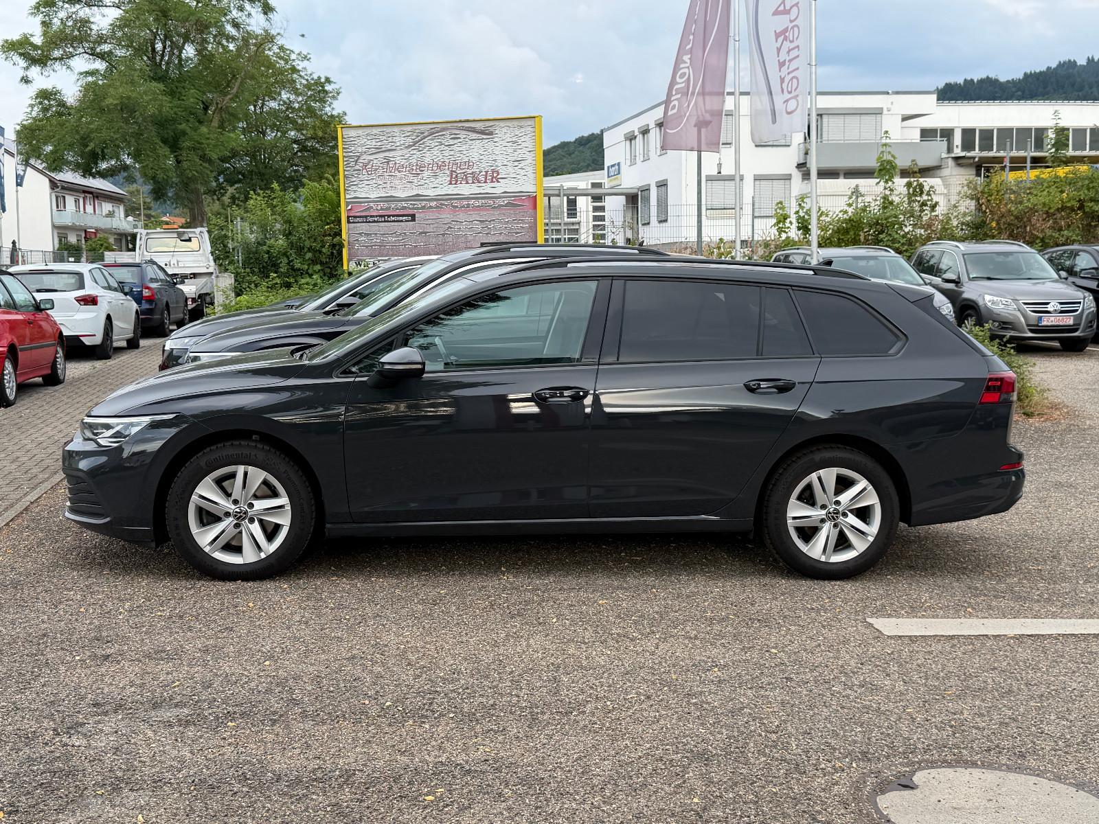 Volkswagen Golf VIII Variant Life*DSG