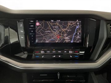Volkswagen Touareg - 8