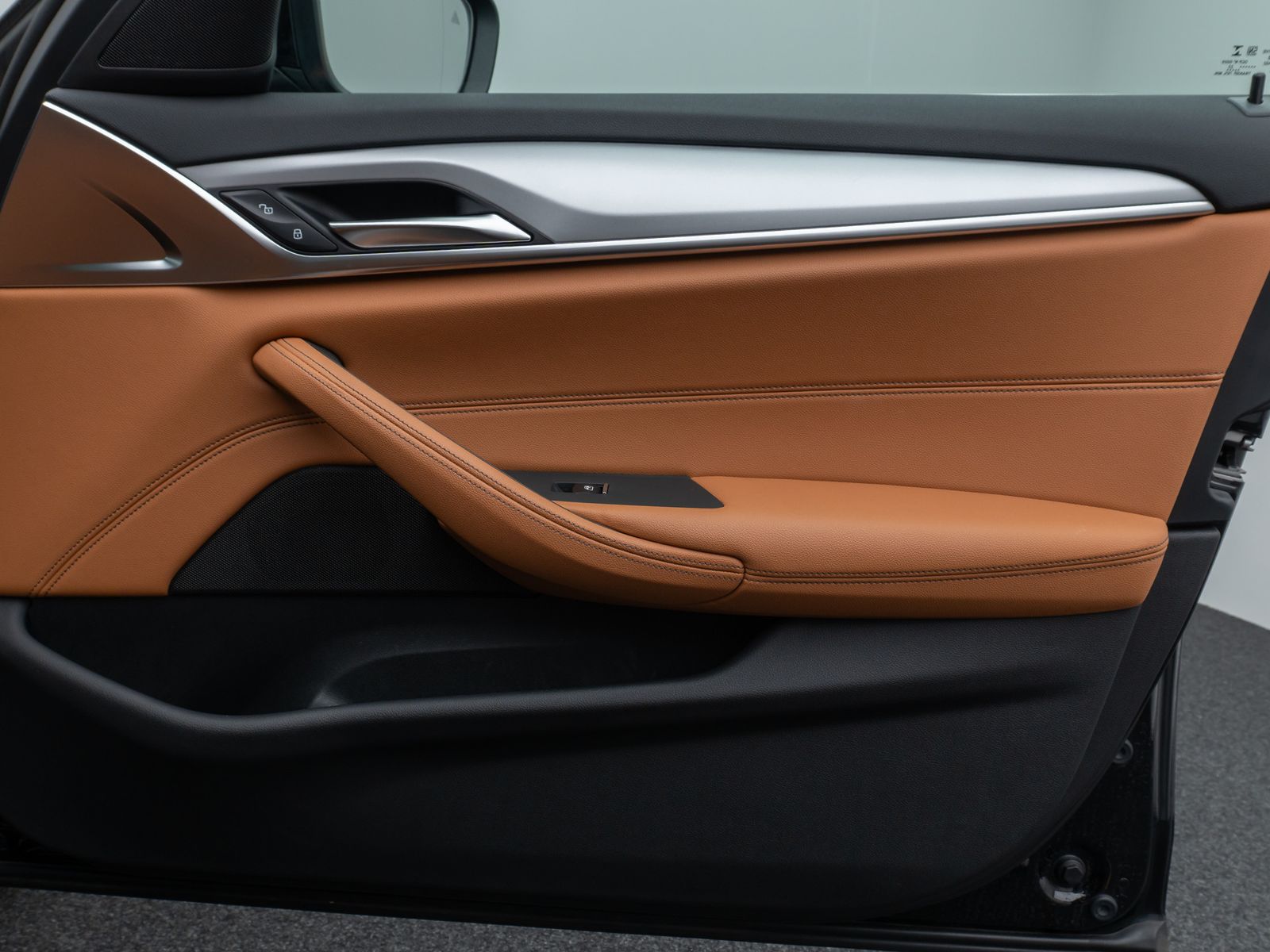 Fahrzeugabbildung BMW 530e  xD Panorama 360°Lenkrhz DAB HiFi AHK Sport