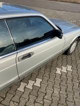 Mercedes-Benz W126 / 560 SEC - Mercedes-Benz 560 mit Benzin-Antrieb: Schiebedach