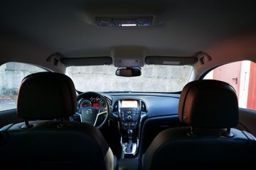Fahrzeugabbildung Opel Astra J GTC