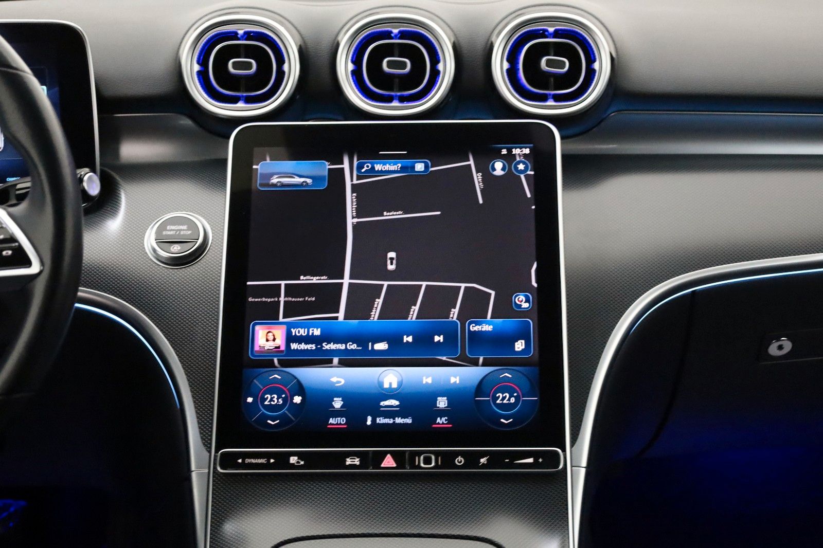 Fahrzeugabbildung Mercedes-Benz C 220d T ,Navi, T.Leder,LED,Kamera,el.AHK, SR+WR