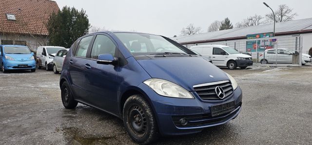 Mercedes-Benz A 150 MOD 2009 Klima