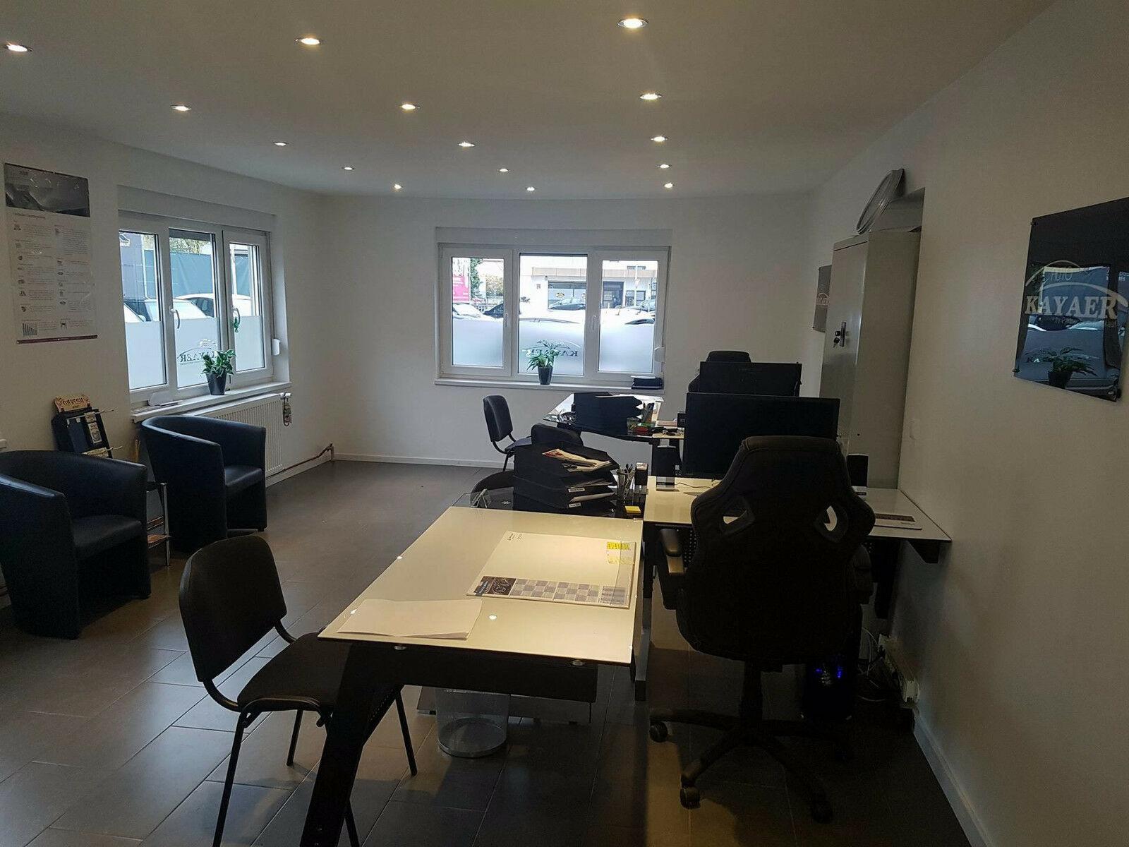 showroom-image-main