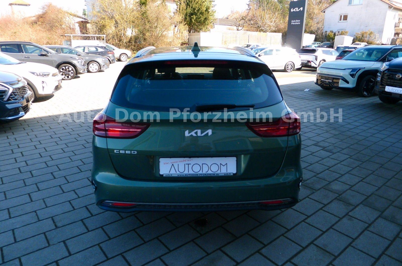 Kia Ceed SW 1.5T DCT Vision / Komfort+/NAVI