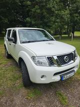 Nissan Pathfinder 2.5 dCi DPF LE 4WD LE - gebrauchte Nissan Pathfinder aus dem Jahr 2013