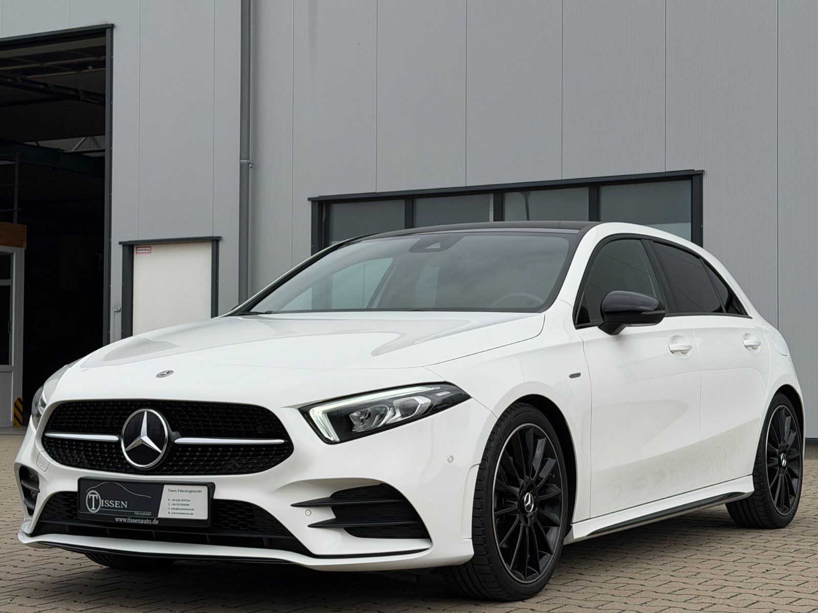 Mercedes-Benz A 200 Edition AMG Kam 19 Wide Night Ambiente