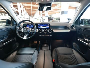Mercedes GLB 200 - 10