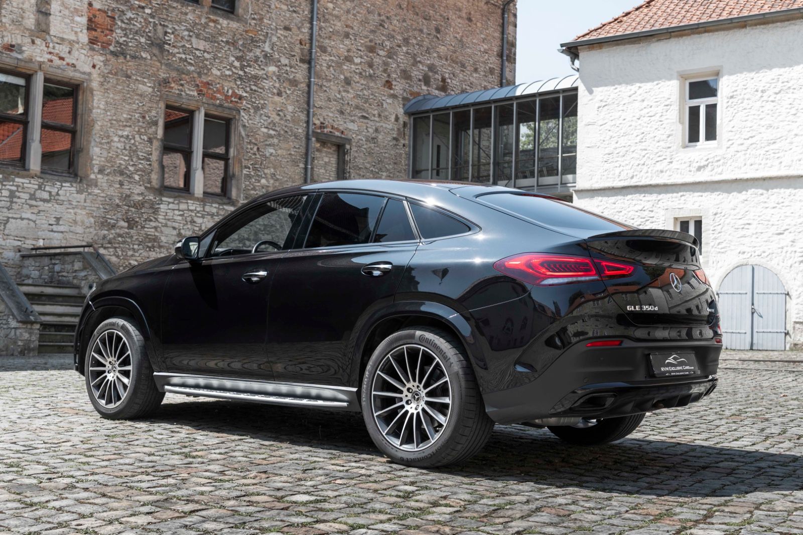 Fahrzeugabbildung Mercedes-Benz GLE 350 d 4MATIC AMG MULTI BURMESTER 360° ACC
