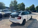 Skoda Rapid Spaceback Ambition Panoramadach*Touchscree - Skoda Rapid: Ambition