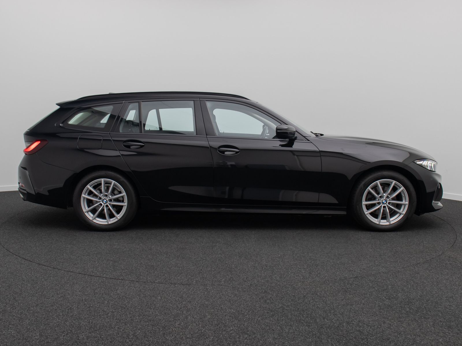 Fahrzeugabbildung BMW 320d DAB Leder Widscreen PDC Komfort Sport LED