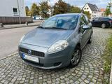 Fiat Grande Punto (TÜV Neu / Allwetterreifen Neu) - Fiat Grande Punto mit Benzin-Antrieb: Automatik