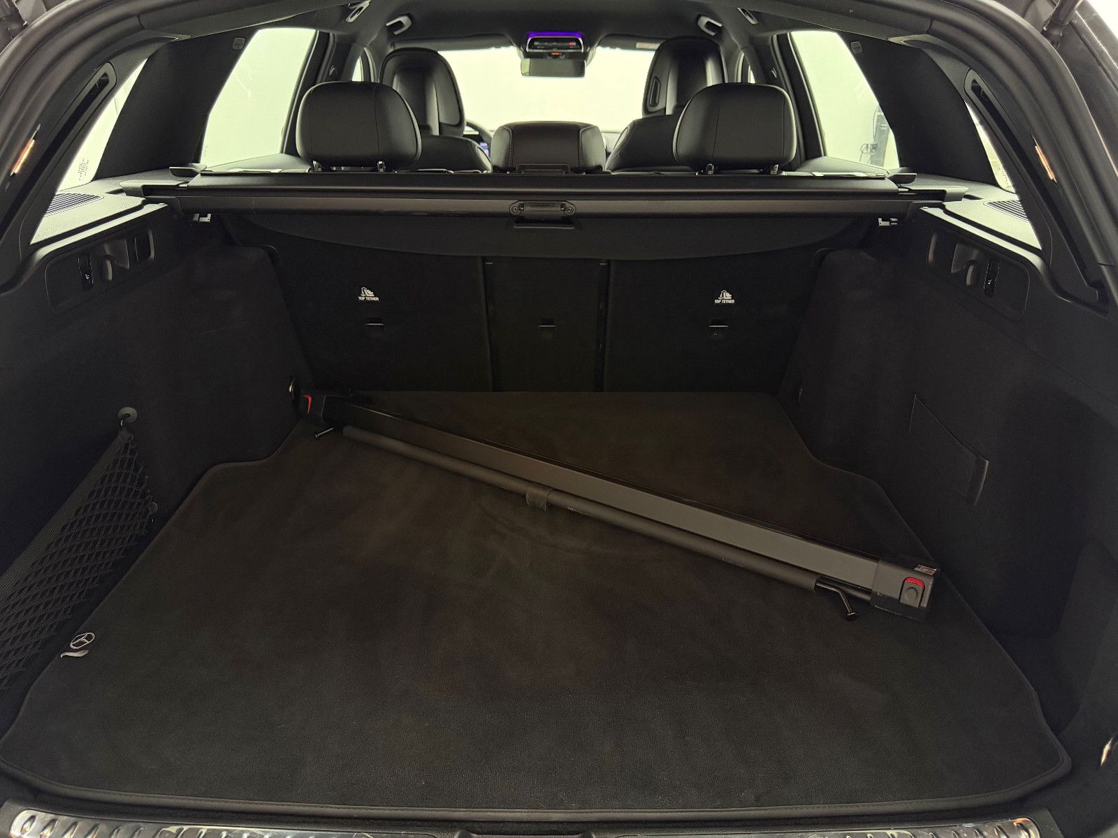 Fahrzeugabbildung Mercedes-Benz C 300 T d AMG-LINE/AMBI+/DAB/LED/DISTRONIC+