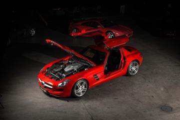2010 Mercedes-BENZ SLS AMG — фото 4