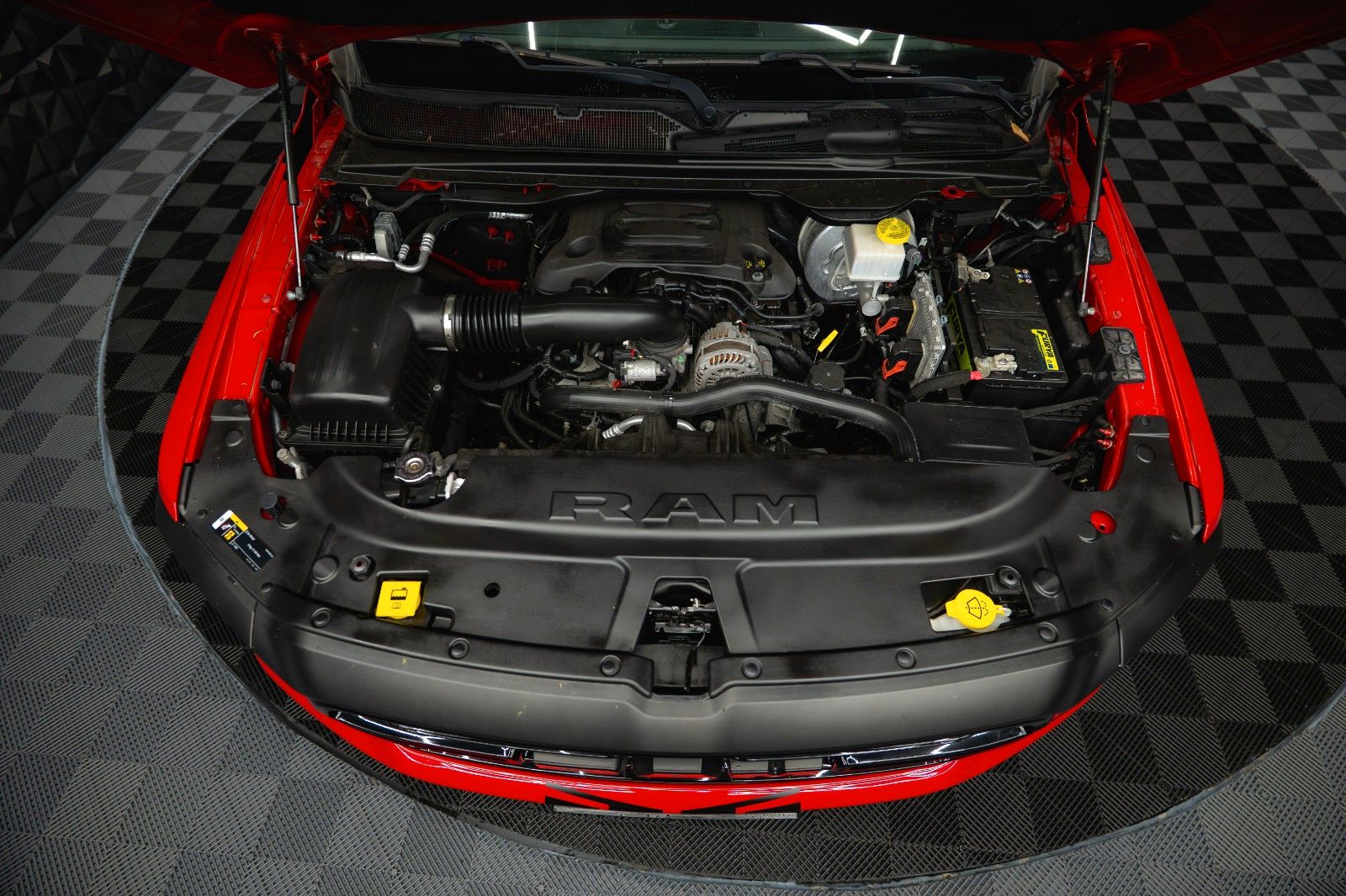 Fahrzeugabbildung Dodge RAM 5.7 V8 HEMI 4x4 RED DEVIL Offroad LONGBED