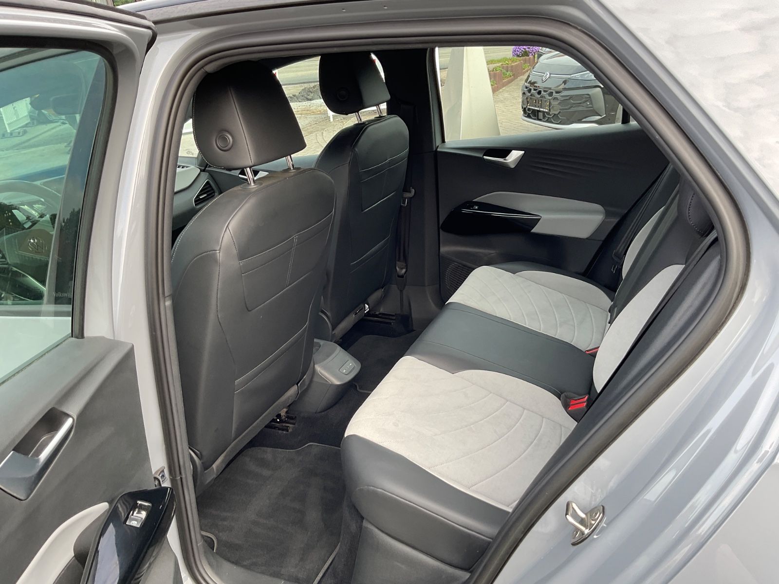 Fahrzeugabbildung Volkswagen ID.3 Pro 62kWh,Kamera,Navi,Sitzheizung,Alcantara