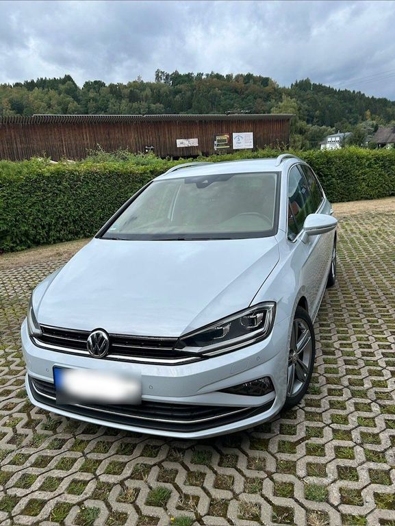 Image of Volkswagen Golf Sportsvan