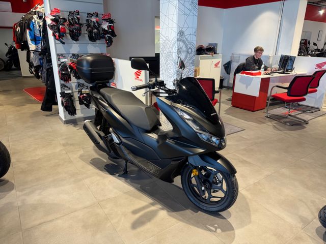 Honda PCX 125 mit nur 498km *Service neu*