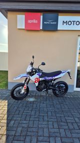 Aprilia SX 125 ABS E5+ (lagernd) - Offers matching your search criteria