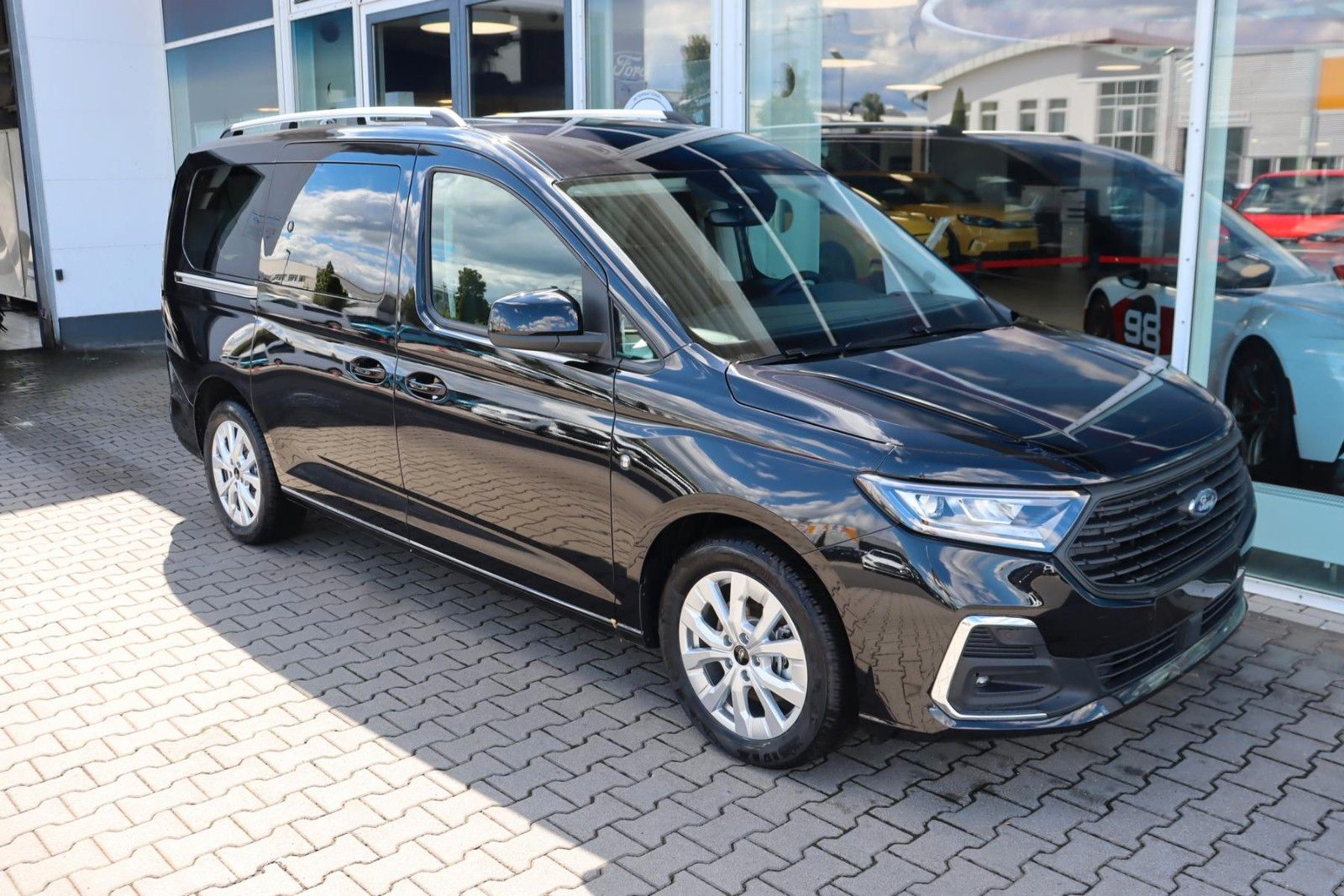 Ford Grand Tourneo Connect Titanium 0,0 % FIN* mgl. imagem 2