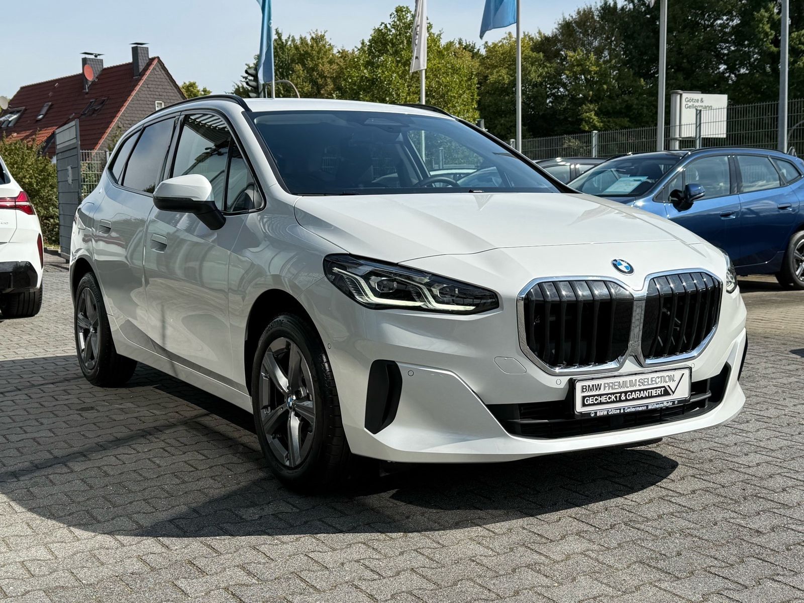 BMW 220 Active Tourer - Bild 3