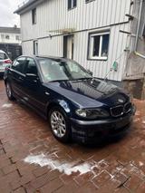 BMW Bmw e46 320i - BMW 320 Limousine 320i e46 mit Benzin-Antrieb