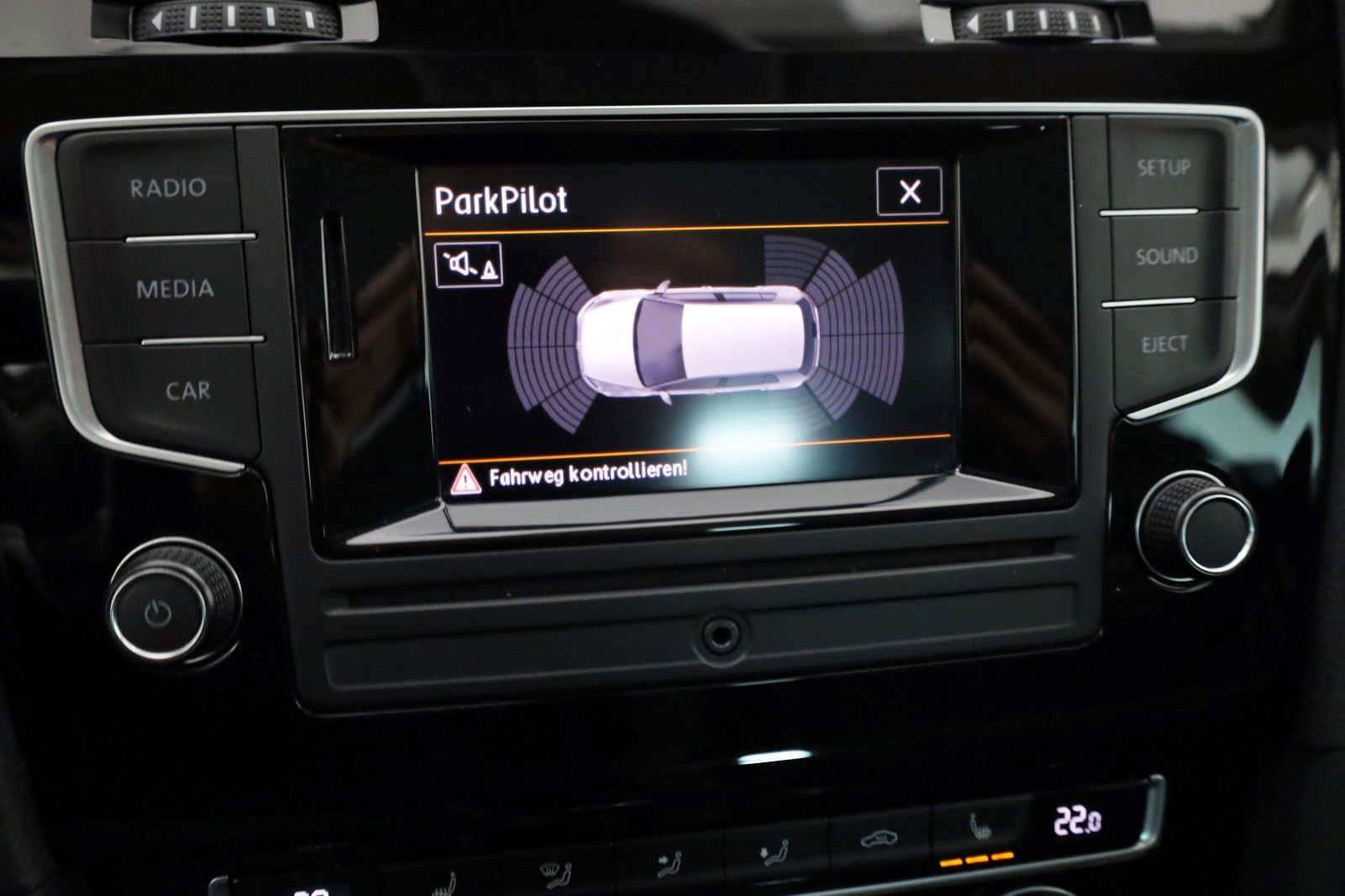Fahrzeugabbildung Volkswagen Golf VII Lim. Cup SH,PDC vo.+hi.,Allwetterreifen