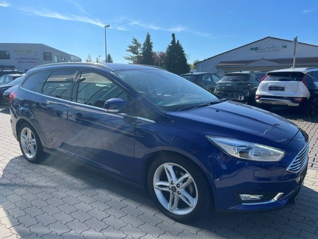 Fahrzeugabbildung Ford Focus Zahnriemen NEU Klimaautomatik Navi SHZ AHK