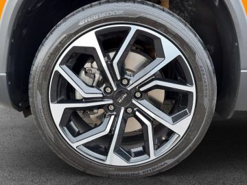 Skoda Karoq Style 1.5 TSI °LED°Navi°AHK°SHZ°RFK°PDC°