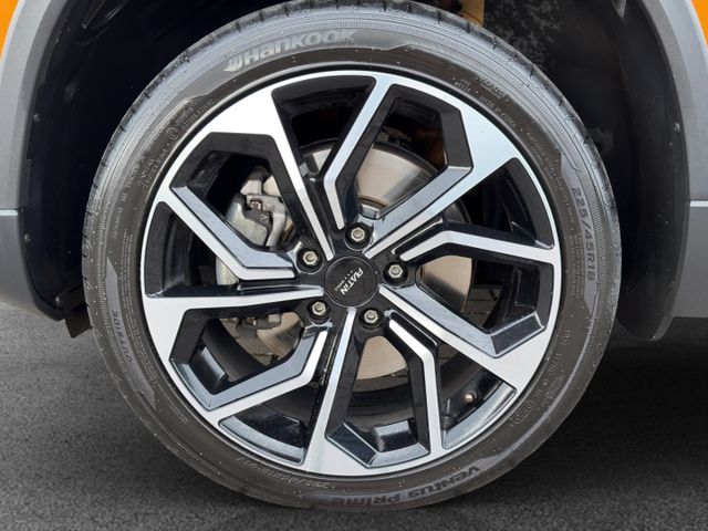 Skoda Karoq Style 1.5 TSI °LED°Navi°AHK°SHZ°RFK°PDC°