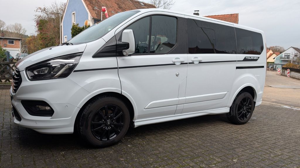 Image of Ford Tourneo Custom
