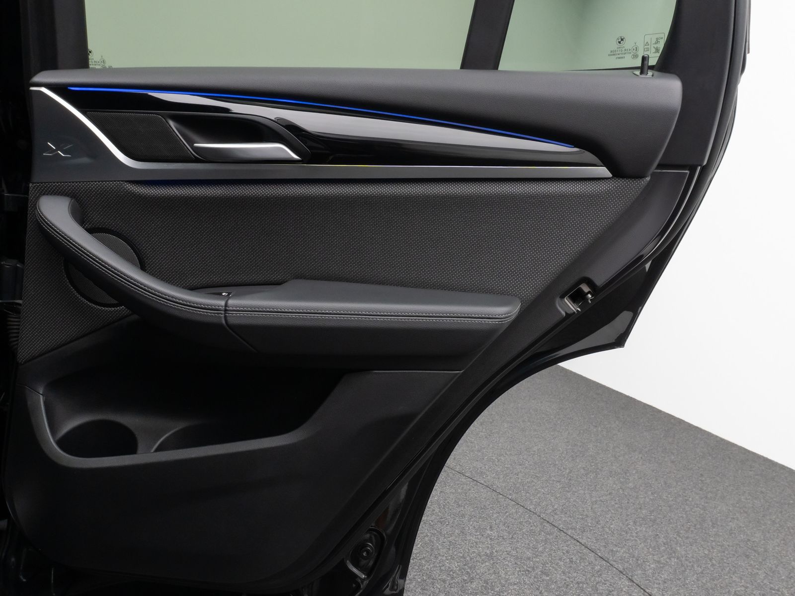 Fahrzeugabbildung BMW X3 xD20d xLine Kamera Panorama HUD DAB HiFi 19"